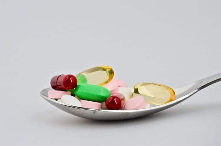 Pourquoi choisir un complément alimentaire de bronzage d’origine naturelle ?