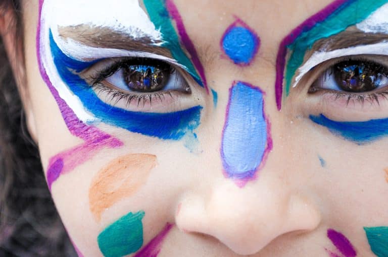 Les avantages du maquillage bio pour les enfants