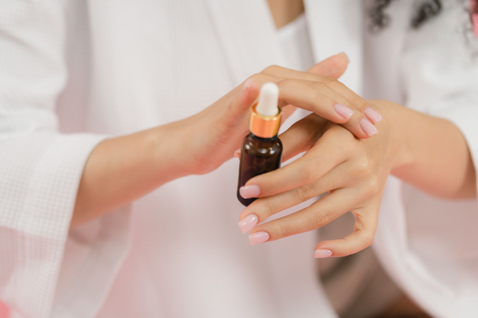 Comment réaliser un maquillage sophistiqué pour une soirée élégante ?