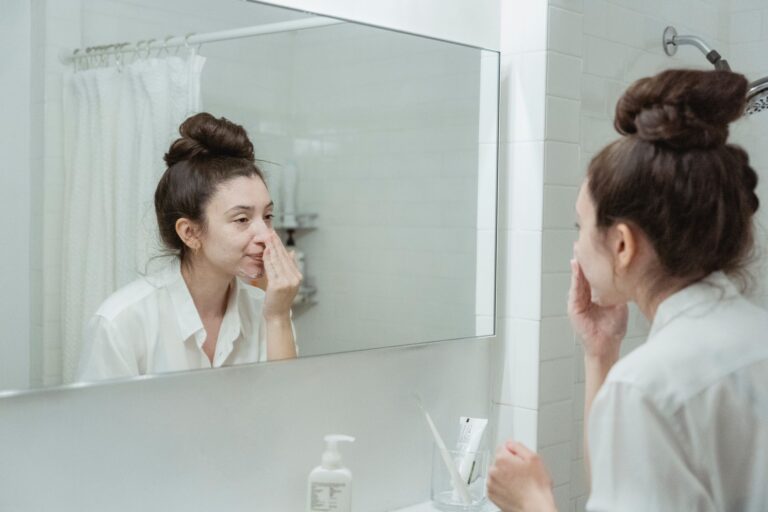 Quels sont les secrets d&rsquo;un démaquillage efficace ?