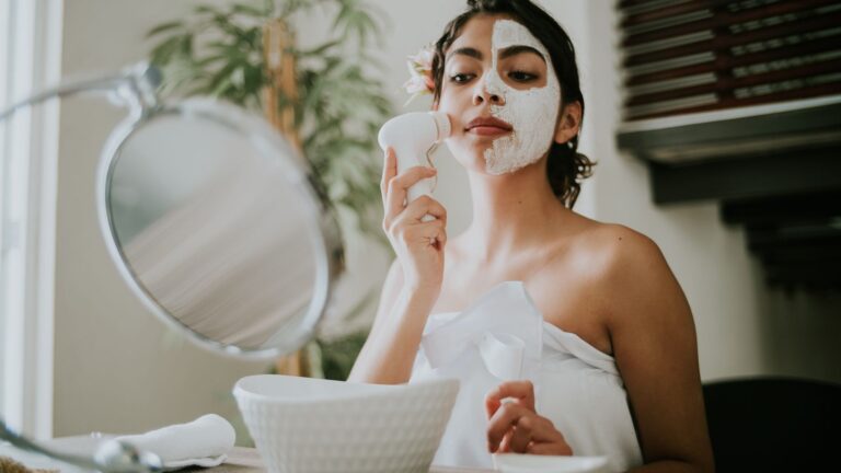 Comment se débarrasser des points noirs naturellement ?