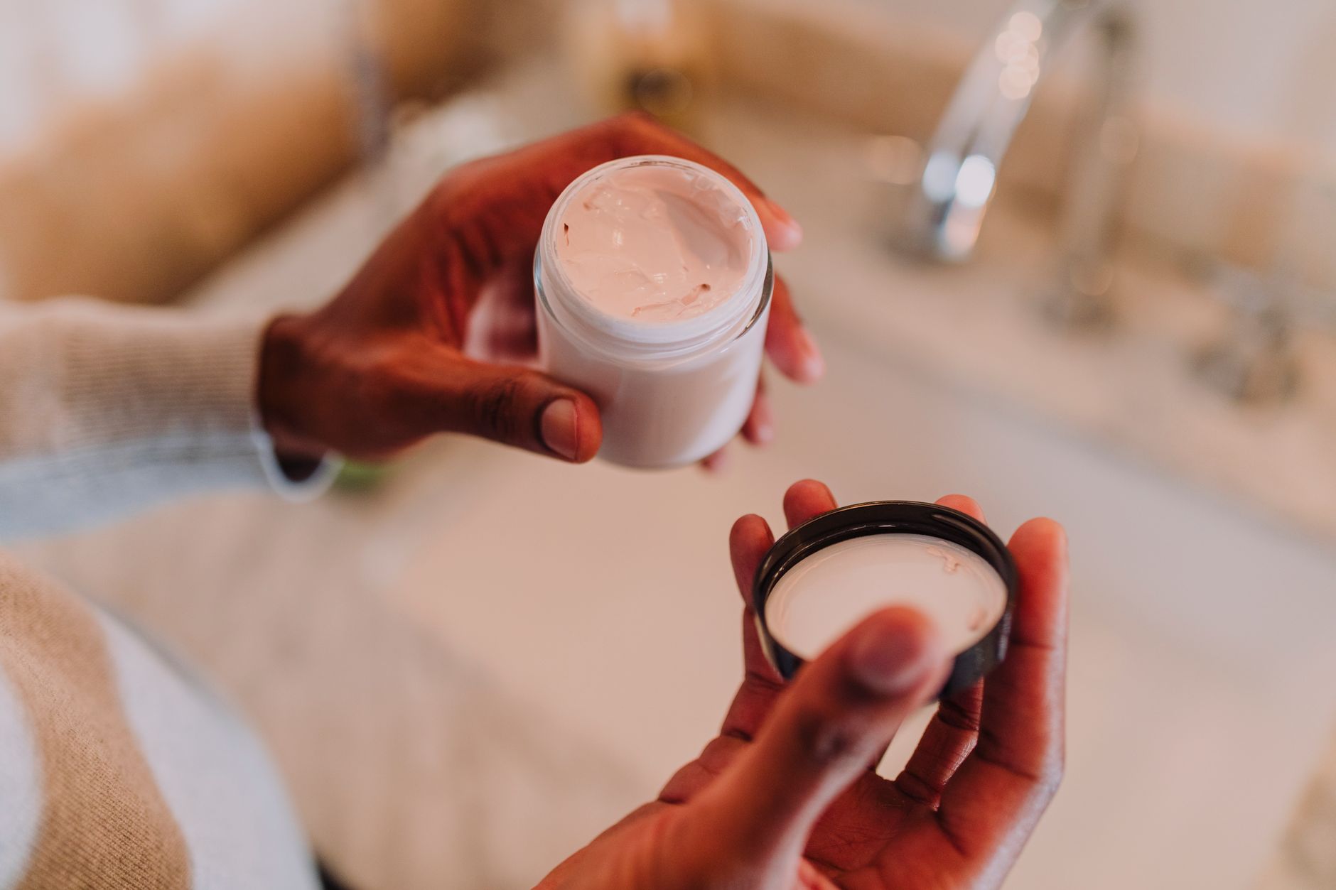 Jusqu’au 13 novembre, Vénus rétrograde sert de prétexte pour revoir sa routine beauté